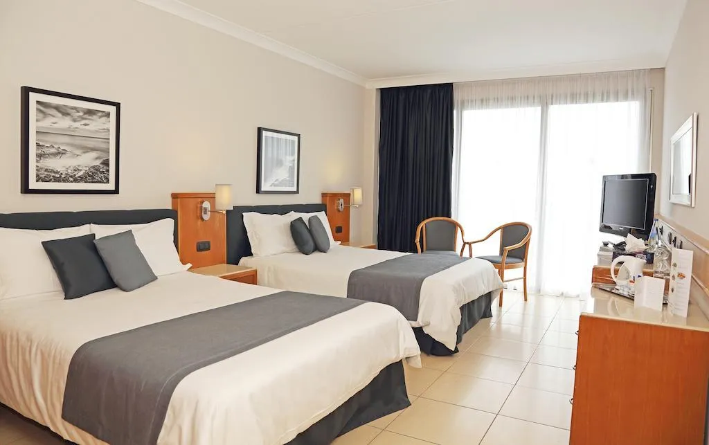FAMILY ROOM SEA VIEW Room, Cavalieri Hotel Malta, by Radisson Individuals, Malta