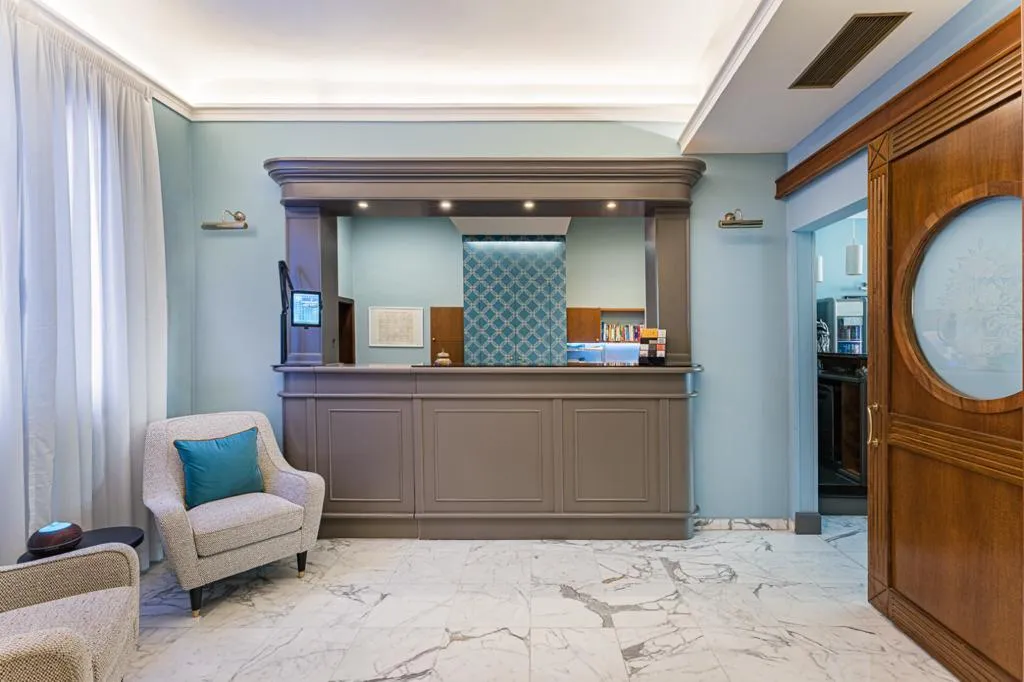 Lobby, Goldoni, Florence