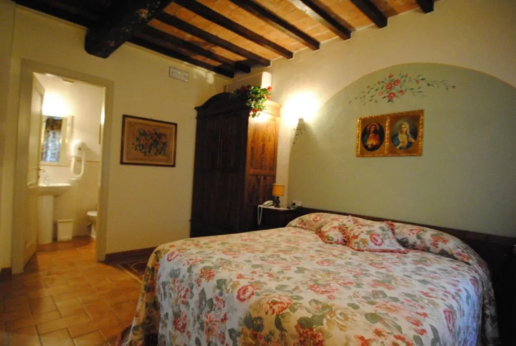 Room, Albergo Torre Sangiovanni, Perugia