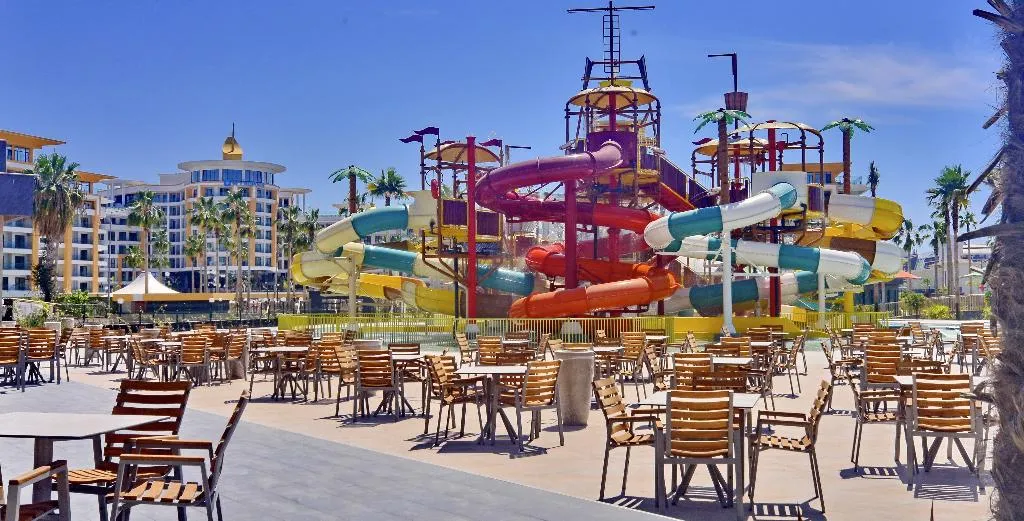 Sports and Entertainment, Azura World Hotel, Antalya