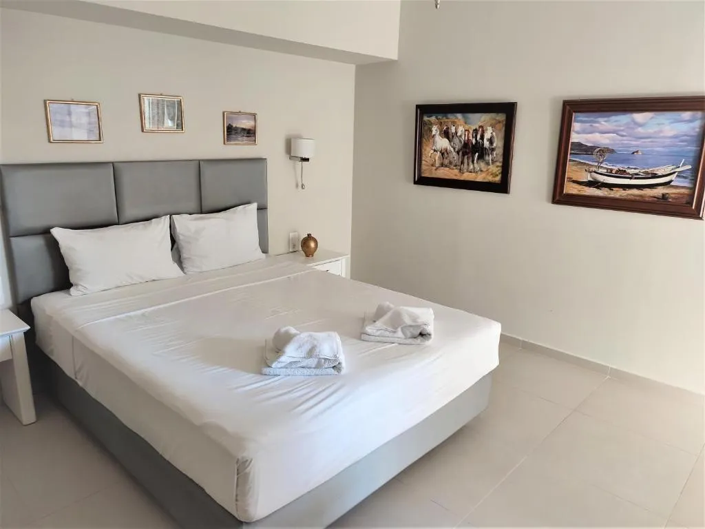 DOUBLE CLASSIC ONE BEDROOM Room, Light Blue Hotel, Halkidiki