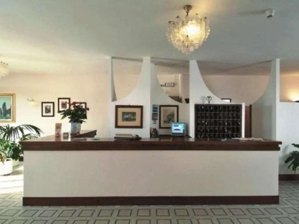 Lobby, Piccolo Paradiso, Naples