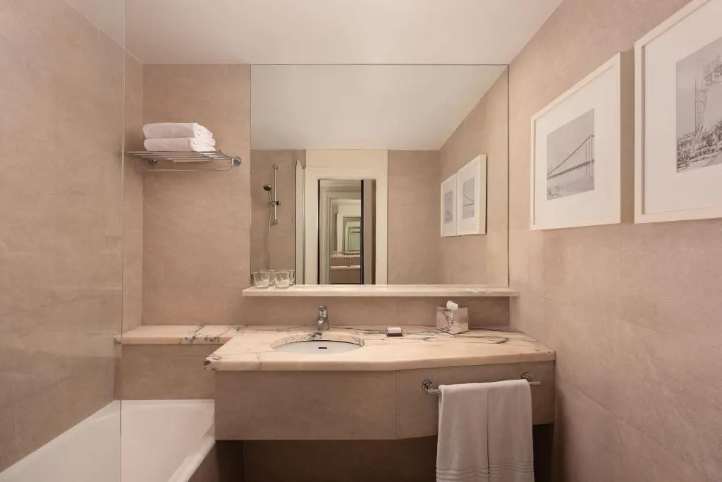 TWIN COMFORT Room, Marriott Hotel Lisbon, Lisbon