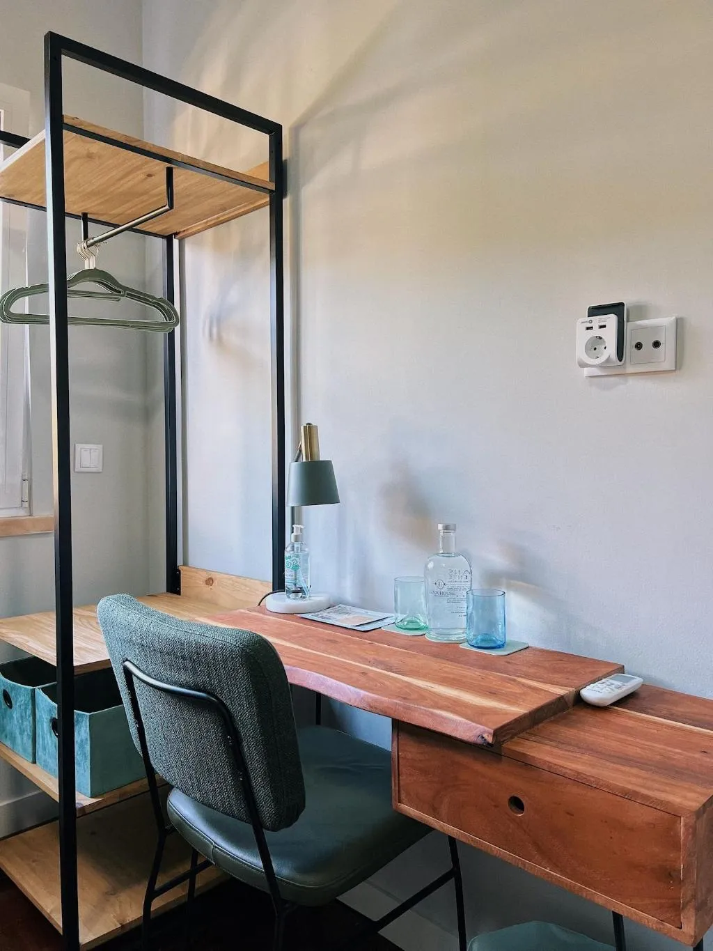 Room, Luna House, Lisbon