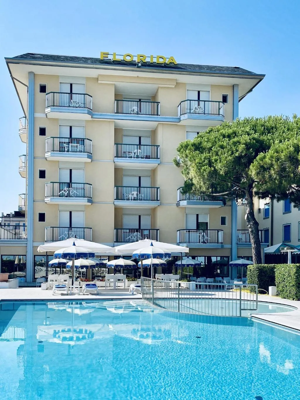 Sports and Entertainment, Hotel Florida, Venice