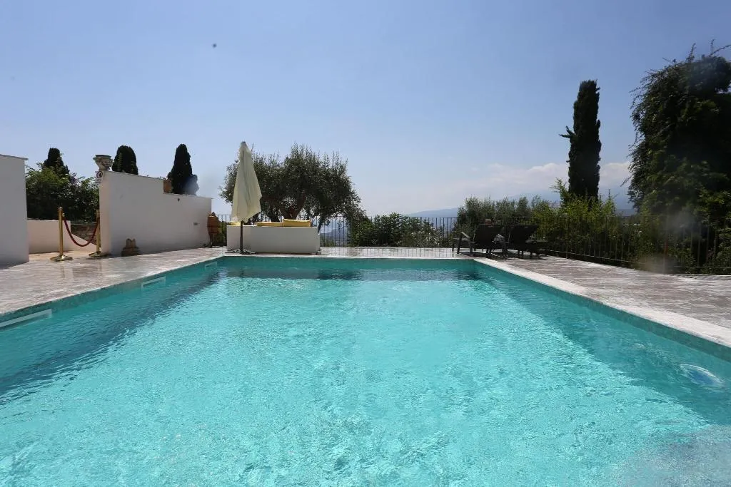 Pool, Casa Cuseni, Taormina