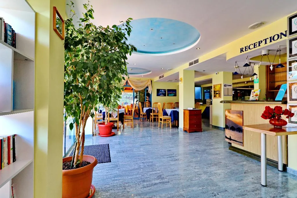 Lobby, Bora Bora, Bourgas