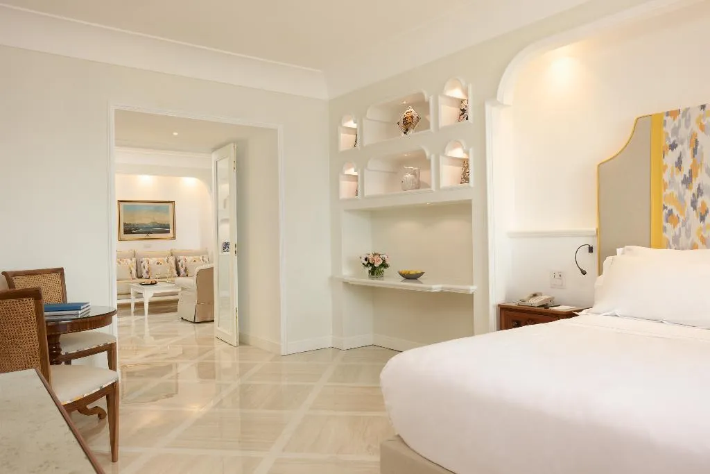 SUITE SEA VIEW Room, Grand Hotel Royal, Naples