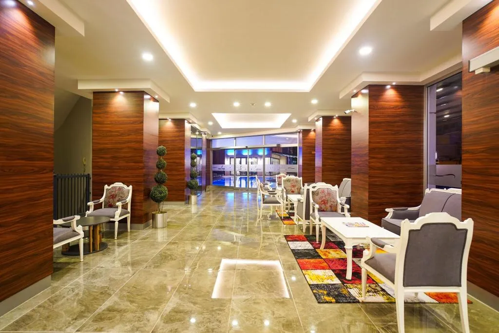 Lobby, Seren Sari, Dalaman