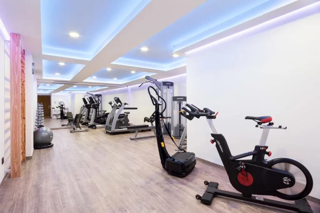 Sports and Entertainment, Hotel Balmoral, Barcelona