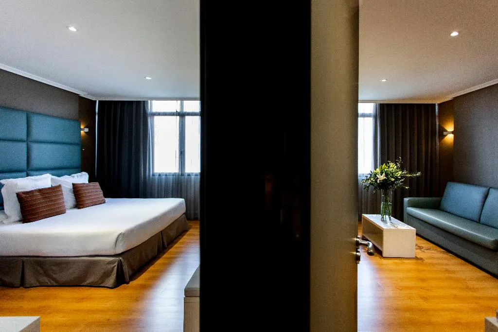SUITE STANDARD Room, Pax Guadalajara, Madrid