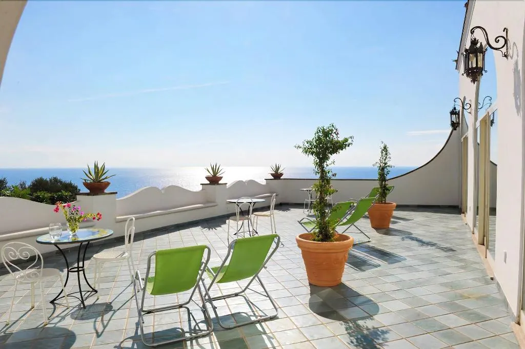 Terrace, Hotel Dimora Fornillo, Naples