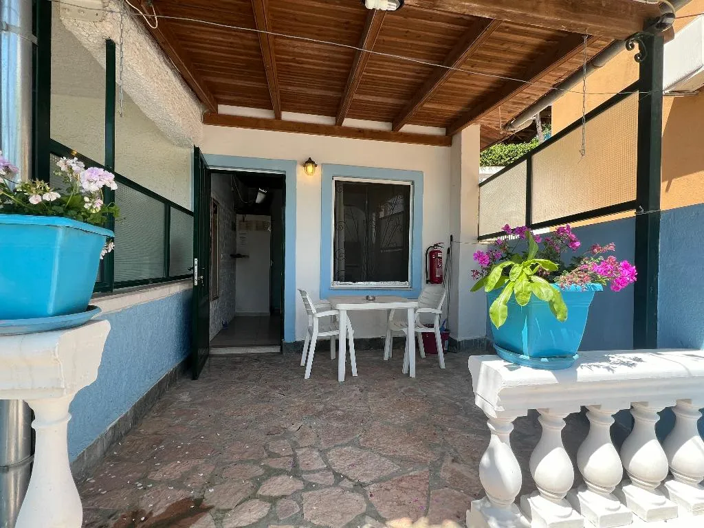 STUDIO CAPACITY 1 Room, Andromaches Holiday apartments, Corfu