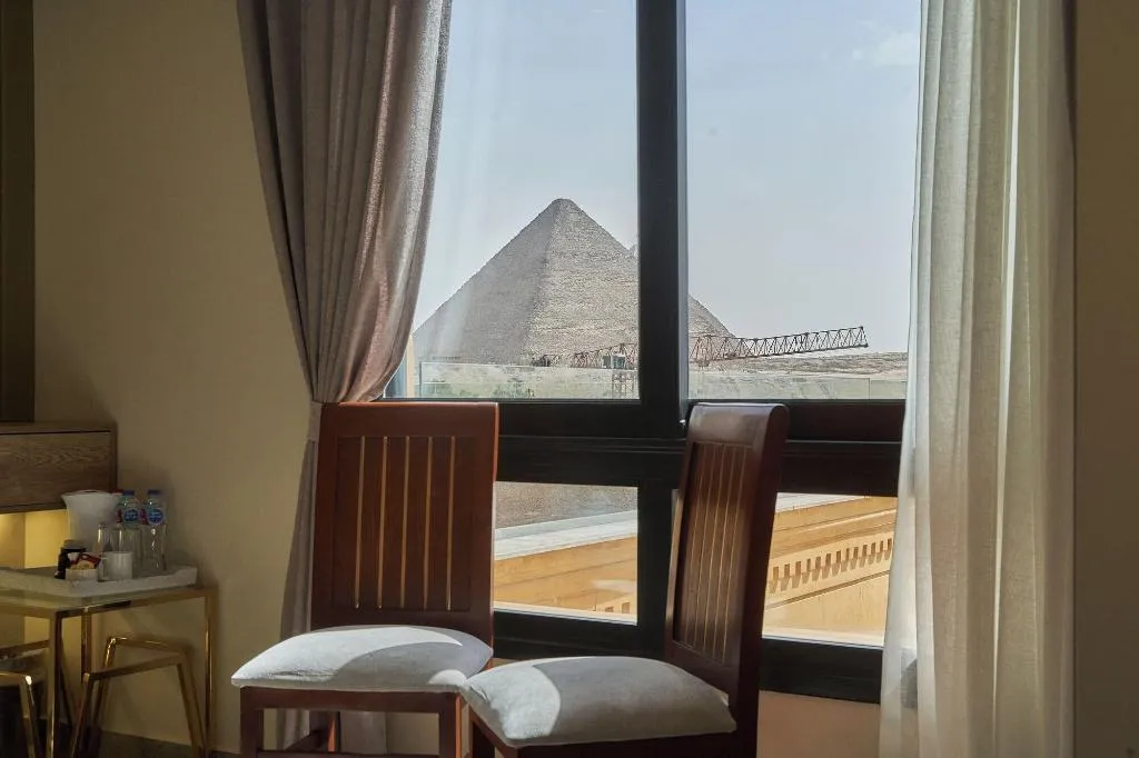 Room, Pyramids Secret Hotel, Cairo