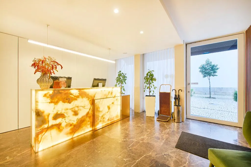 Lobby, Moon and Sun Braga, Porto
