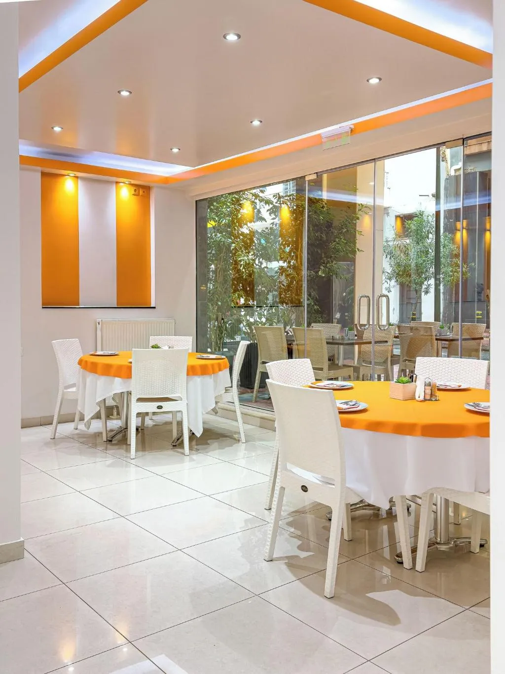 Restaurant, Faros 1, Athens
