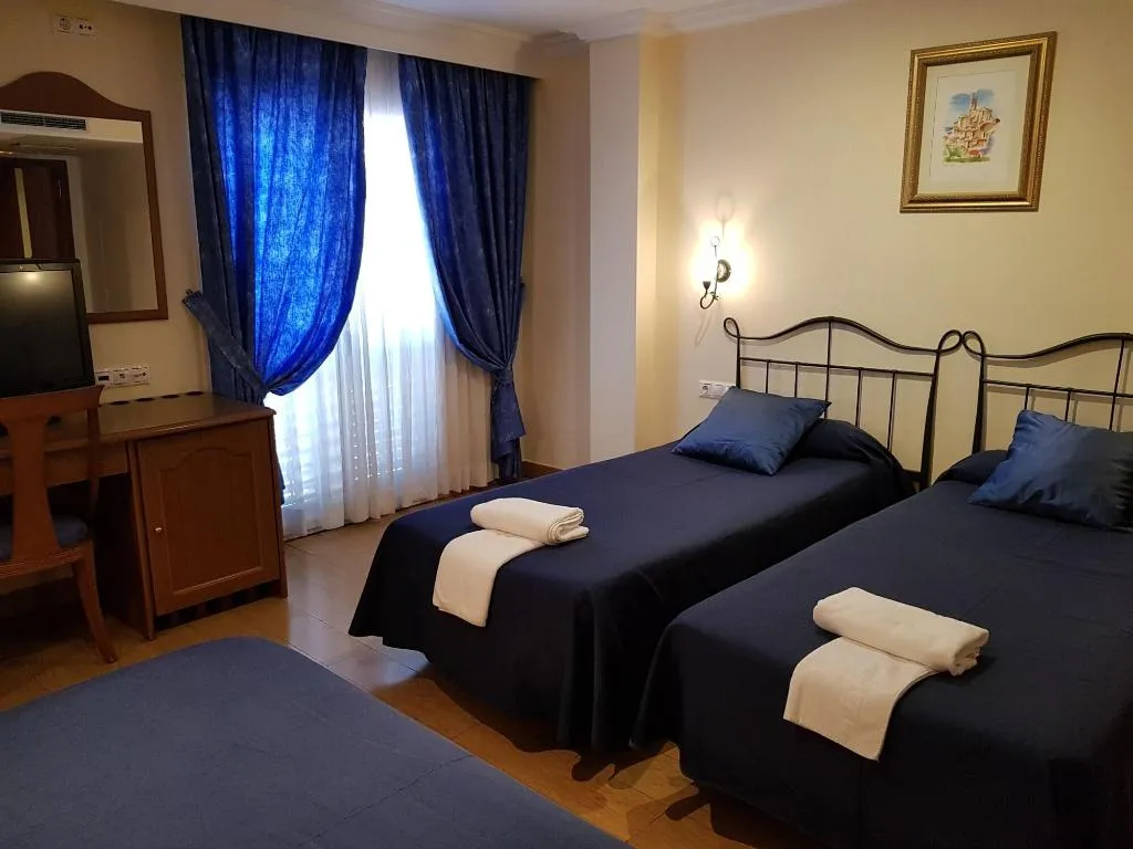 Room, Portofino, Costa Brava
