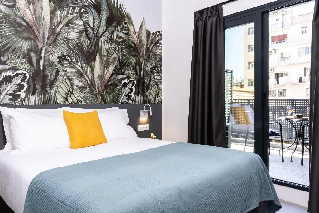 DOUBLE DELUXE WITH BALCONY Room, PAME Wild, Athens