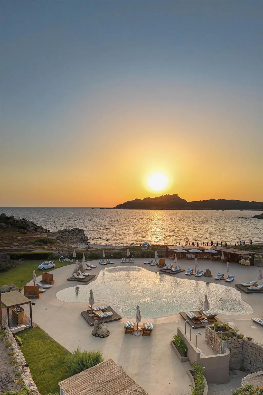 Beach, Mangia's Santa Teresa Sardinia, Curio Collection, Olbia
