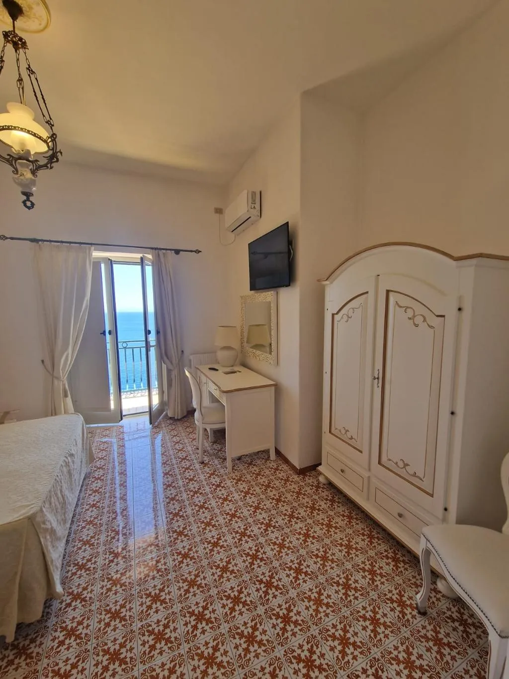 Double or Twin SUPERIOR SEA VIEW Room, La Perla, Naples