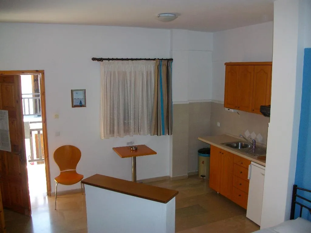 STUDIO CAPACITY 3 Room, Pella House Studios & Apartments, Halkidiki