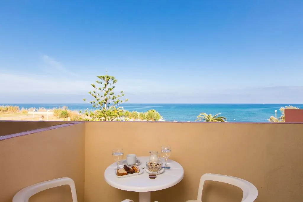 QUADRUPLE SEA VIEW Room, Corali Beach Scaletta, Crete
