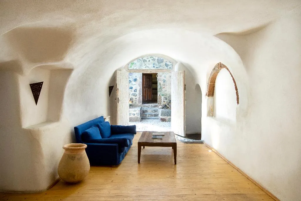 VILLA FOUR BEDROOMS Room, Ducato Wine Village, Santorini