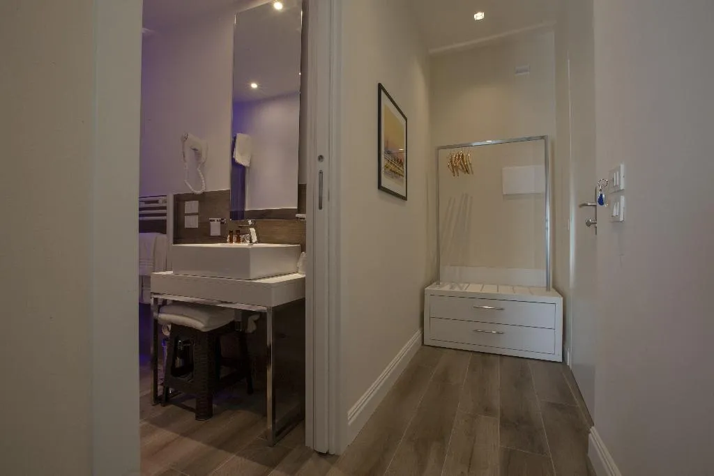Room, Luxmari Hotel and Spa, Palermo