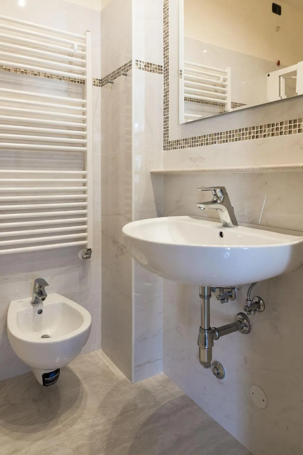 Room, Angeles Inn, Venice