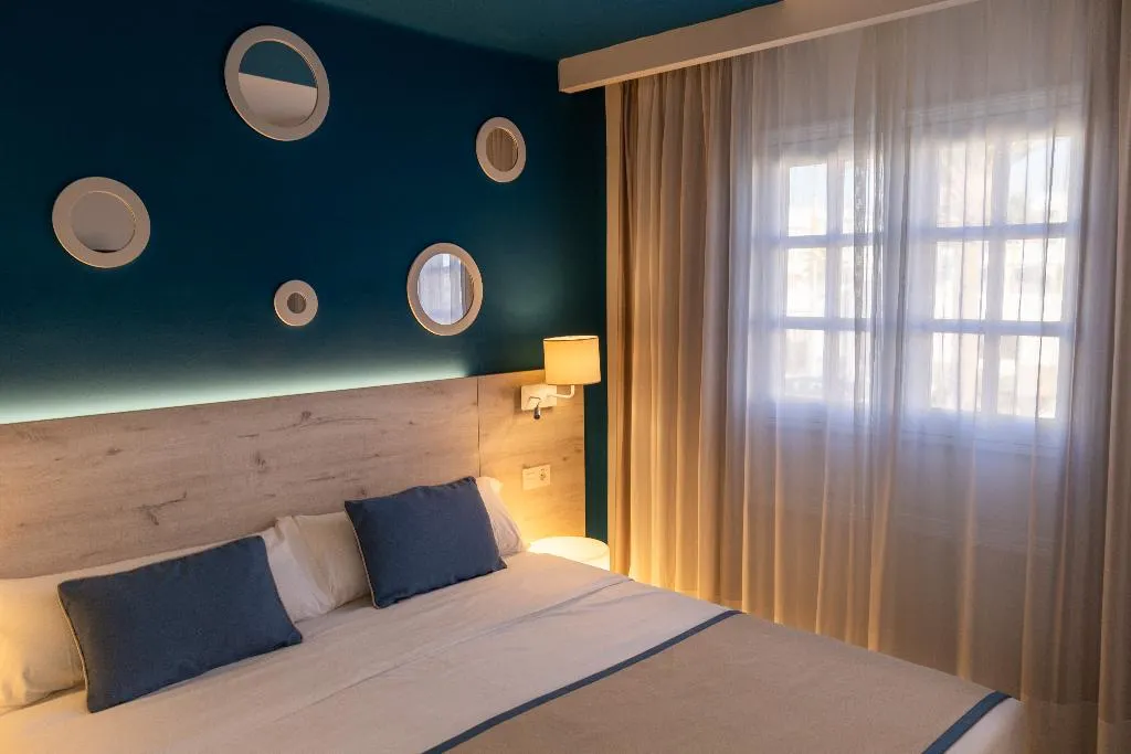 APARTMENT TWO BEDROOMS Room, R2 Apartamentos Bahia Kontiki, Lanzarote