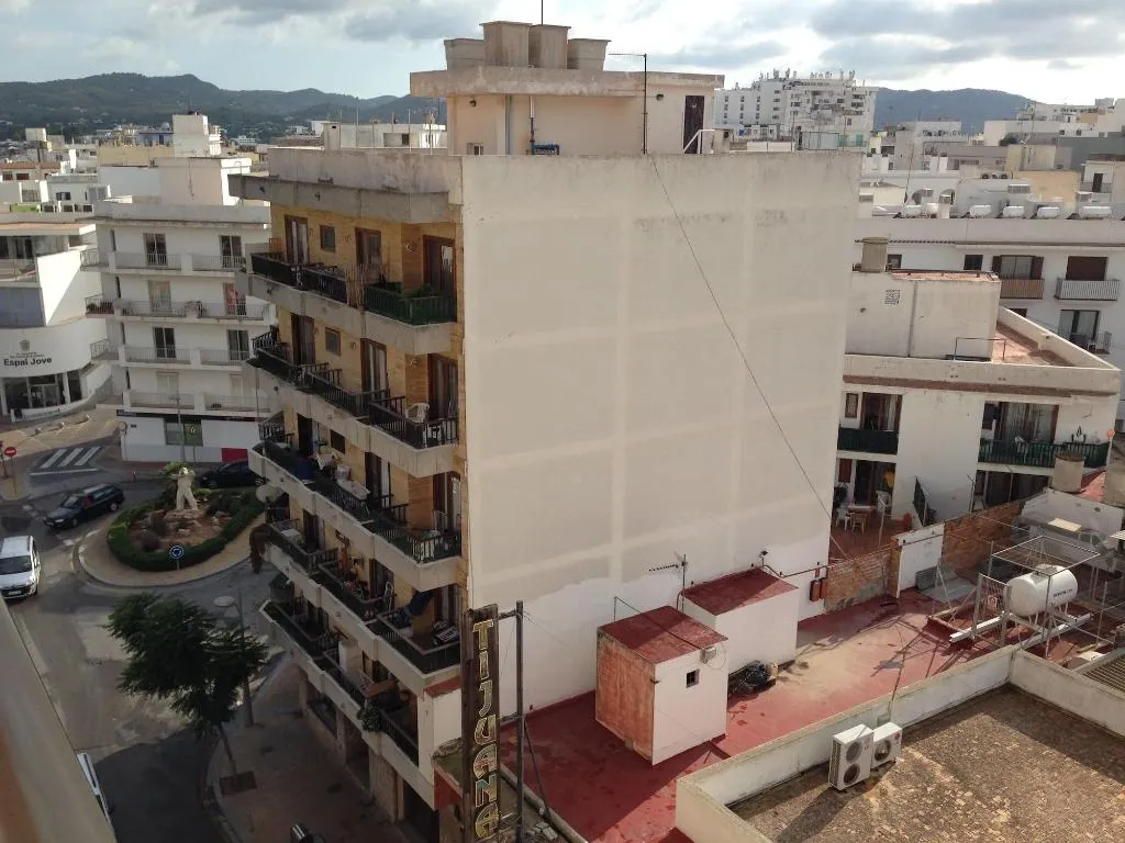 Room, Orosol, Ibiza