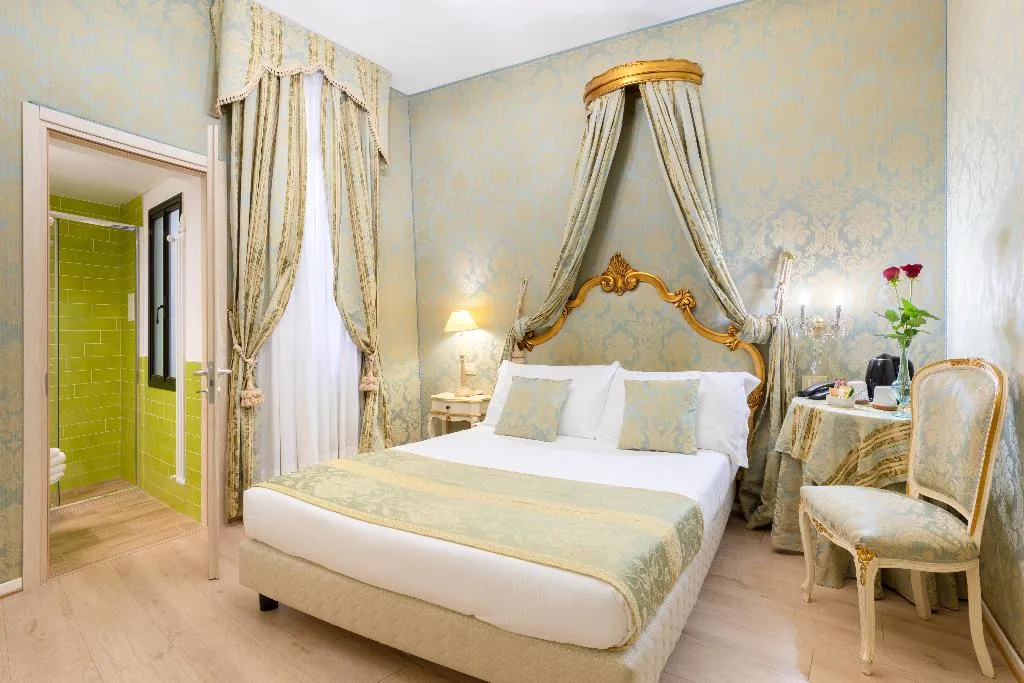 DOUBLE STANDARD Room, San Giorgio, Venice