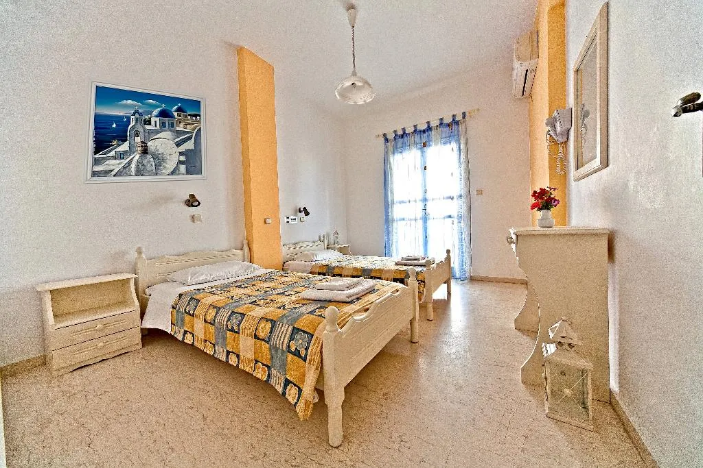 APARTMENT CAPACITY 4 Room, Sellada Apartments, Santorini
