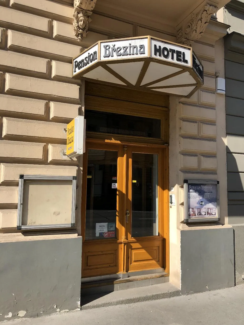 Lobby, Brezina, Prague