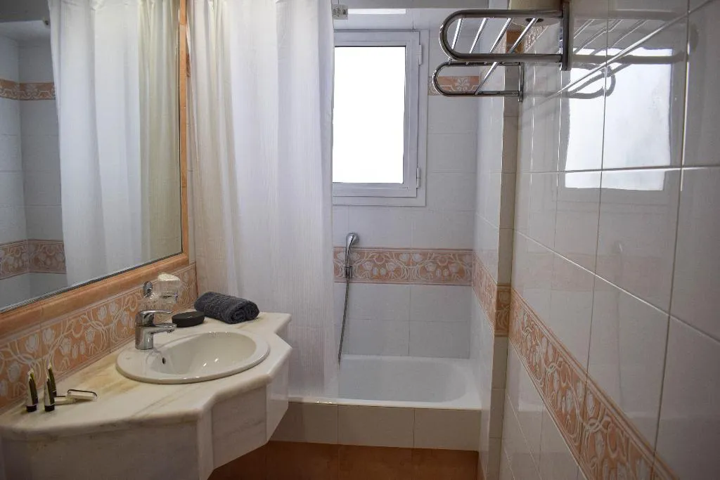 DOUBLE SINGLE USE SUPERIOR Room, Savoy, Athens
