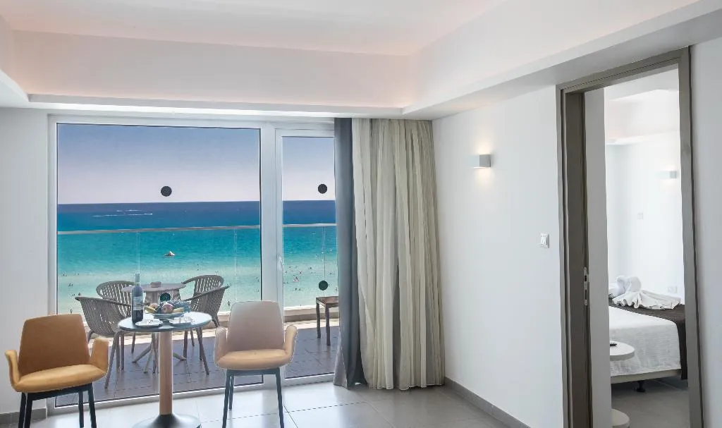 SUITE STANDARD Room, Vassos Nissi Plage Hotel & Spa, Cyprus