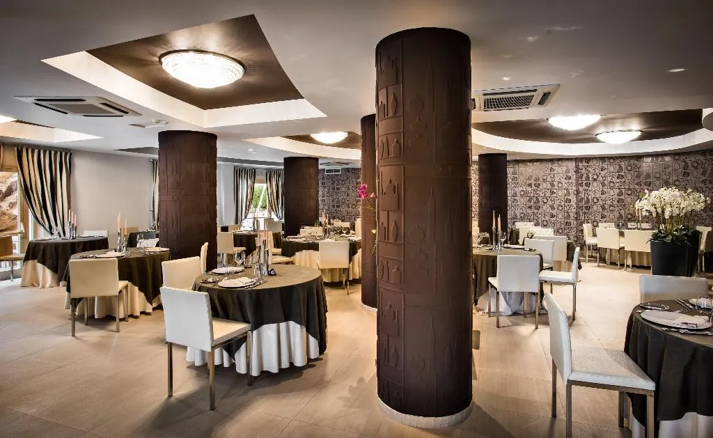 Restaurant, Grand Hotel Resort Ma&Ma - Adults Only, Olbia