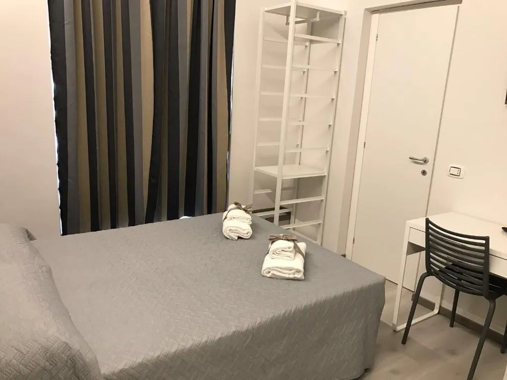 Room, Sangia Guest House, Naples