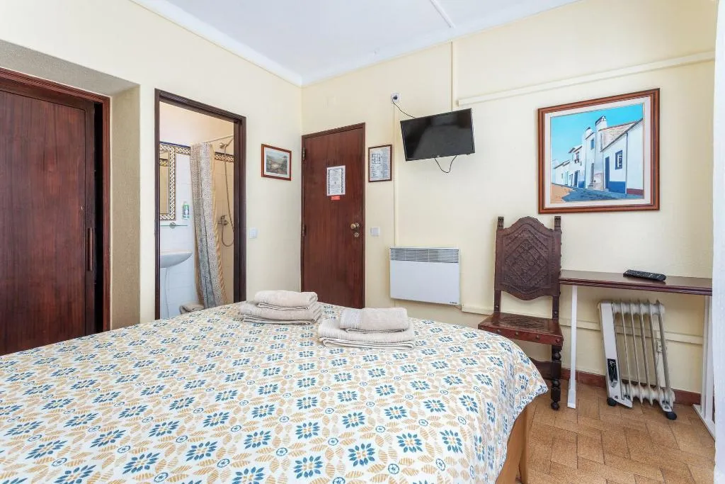 Room, Pension Bicuar, Algarve