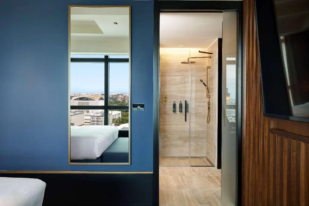 JUNIOR SUITE KING SIZE BED Room, Hilton Rome Eur La Lama, Rome