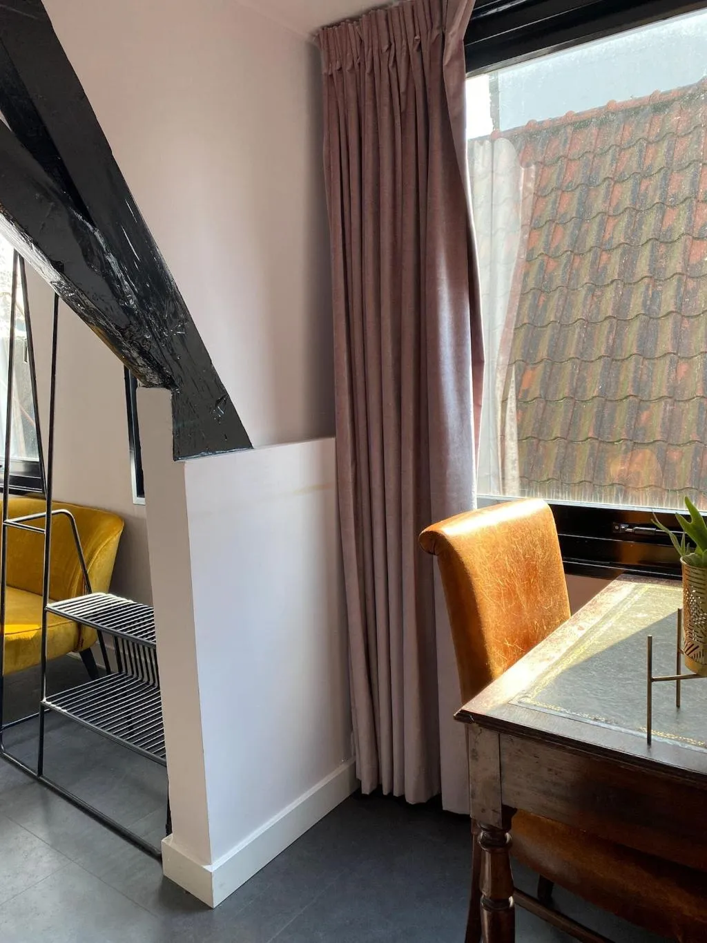 Room, Mr. Monkey Amsterdam, Amsterdam