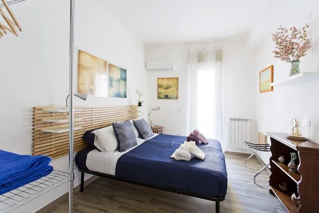 Room, The Norman Palace Guest House, Catania