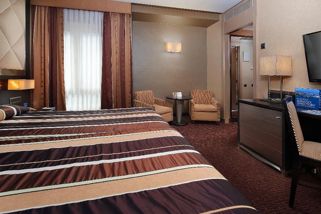 DOUBLE STANDARD Room, Hcc St. Moritz, Barcelona