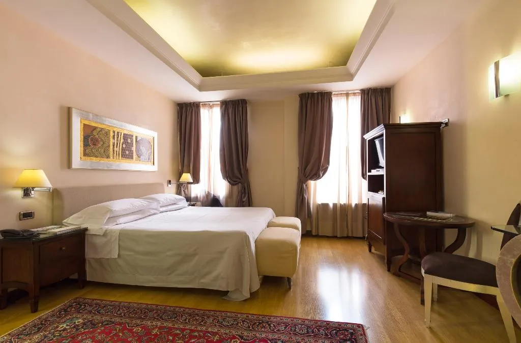 JUNIOR SUITE CLASSIC Room, Liassidi Palace, Venice
