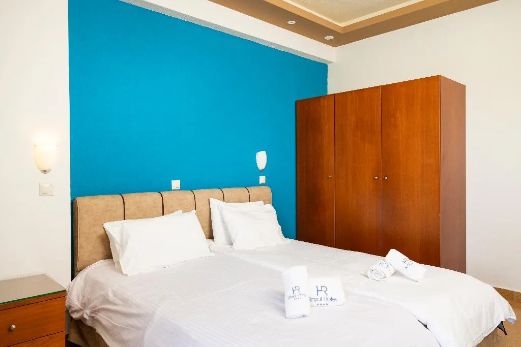 FAMILY ROOM STANDARD Room, Royal Hotel and Suites, Halkidiki