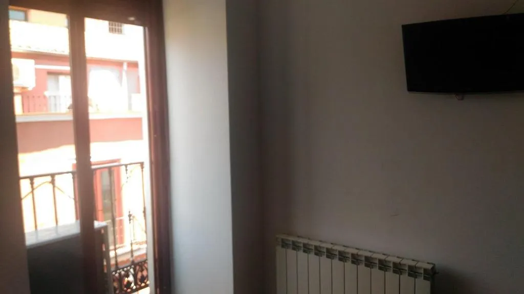 Room, Hostal Alaska, Madrid