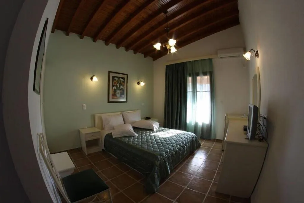 Room, Skiathos Island Suites, Skiathos