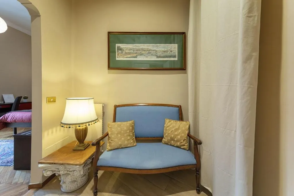 Room, B&B Il Ventre di Napoli, Naples