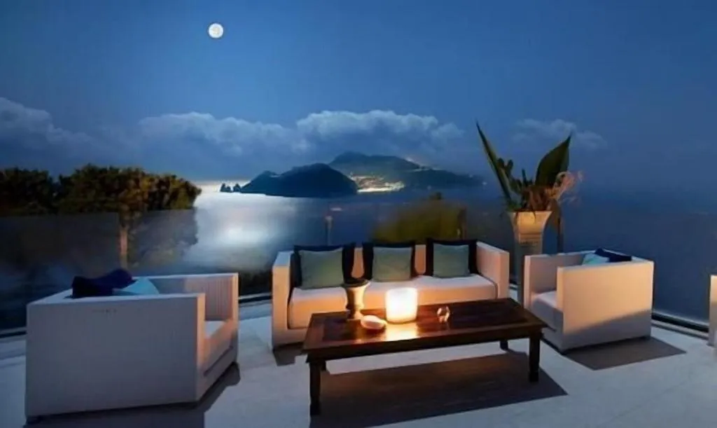 Lobby, Relais Blu, Naples