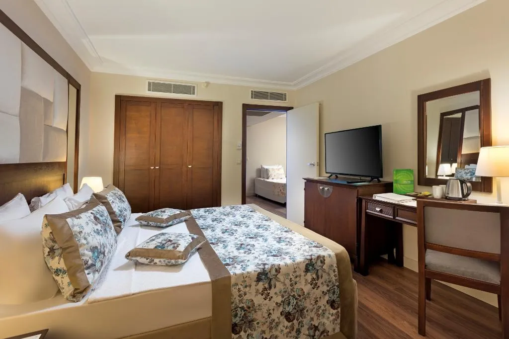 FAMILY ROOM GARDEN VIEW Room, Seven Seas Hotel Life, Antalya
